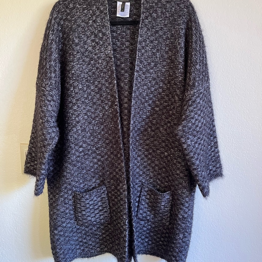 Mid thigh Sweater/Coat